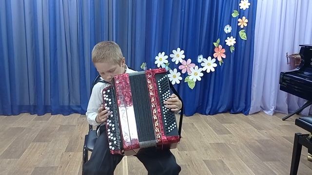 А. Филиппенко "По малину в сад пойдем", Марочкин Денис 8 лет смотреть онлайн