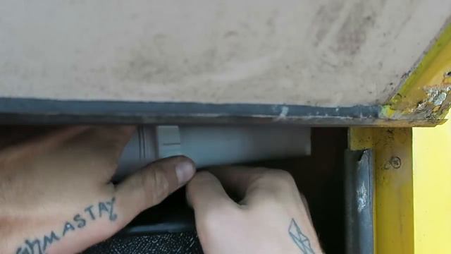 Off-Grid Bus Conversion #26 смотреть онлайн