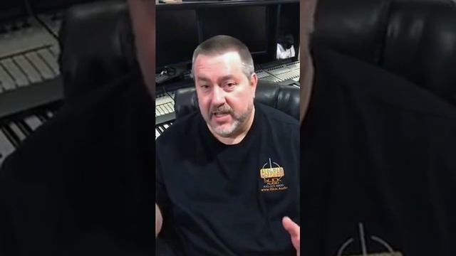 Is it a monitor or a monitor? - Slick Audio speaker or display смотреть онлайн