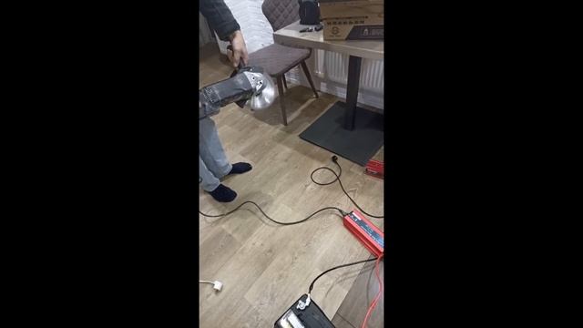 Інвертор синусоїдального сигналу 3000W 12 - 220 смотреть онлайн