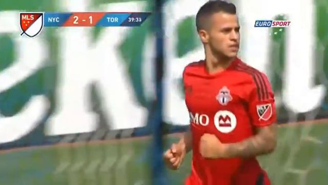 Хет-трик в исполнении Джовинко за 10 минут/A hat-trick performed by Sebastian Giovinco in 10 minute смотреть онлайн