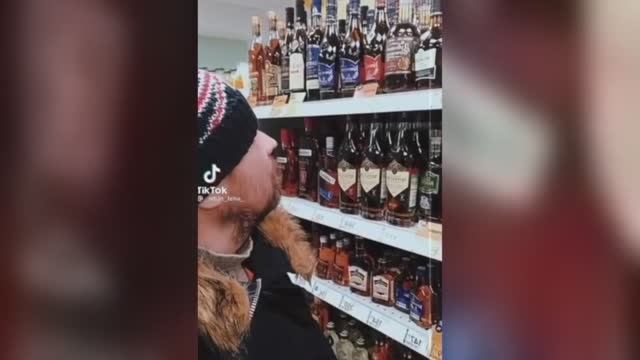 Это винный магазин дорогая, Мама и конфеты, Эй парень сними Бахилы смотреть онлайн