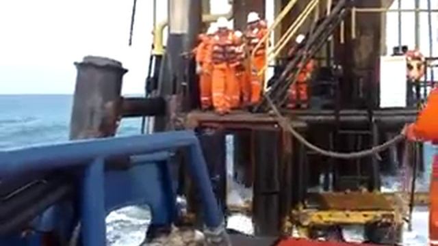 Risky swingrope transfer смотреть онлайн