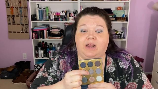 Swatch Party: Colourpop Grandeur & Baroque palettes смотреть онлайн