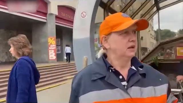К сожалению бывает и так что родителям стыдно за своих детей.. смотреть онлайн