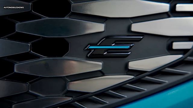 2023 Ford E-Transit Custom - Exterior Show смотреть онлайн