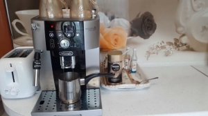 Кофемашина Delonghi ECAM 250.23.SB. Как правильно приготовить эспрессо. Это супер.