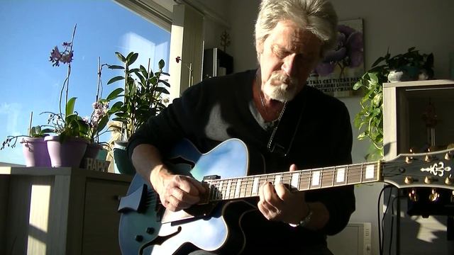 Midnight Blue смотреть онлайн