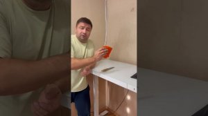 Уход и надежность столешницы из каленого стекла.