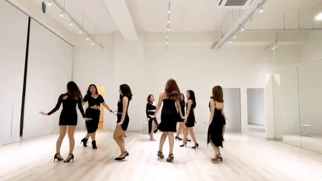 Perhaps Bellydance by Chenelle Synch Dance Studio смотреть онлайн