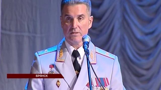 ДЕНЬ ПОЛИЦИИ смотреть онлайн