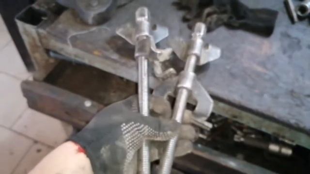 Шевроле Лачетти замена задних аммортизаторов. смотреть онлайн