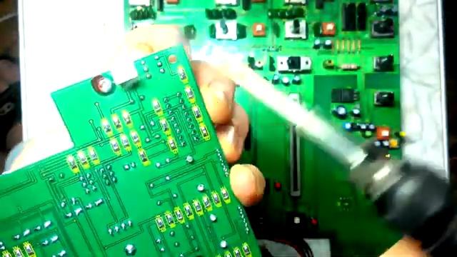Ремонт микшерного пульта behringer DX 500 смотреть онлайн