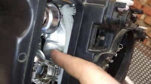 VW Bora установка корректора фар. Часть 5.