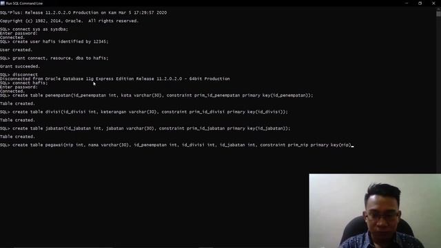Cara Menampilkan Banyak Tabel Pada Database Oracle Dengan Inner Join смотреть онлайн