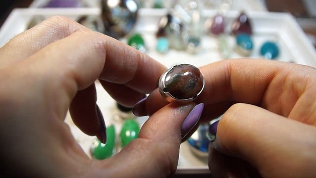 00194 Демонстрация ежика в тумане и остальных уникальных камней-самоцветов в авторских оправах! смотреть онлайн