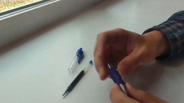 Такого обзора на обычную ручку вы ещё не видели XD смотреть онлайн