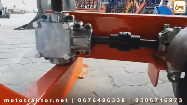 Разбрасыватель удобрений 1000 л Strumyk (Струмик, Польша) смотреть онлайн