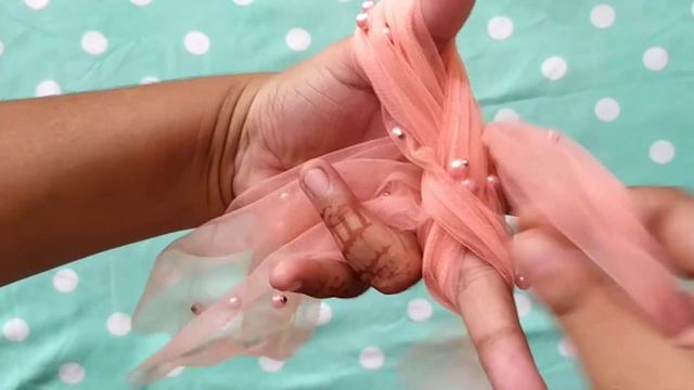 1 मिनट में फैब्रिक बो कैसे बनाएं || HOW TO MAKE NET FABRIC BOW IN 1 MINUTE | Easy смотреть онлайн
