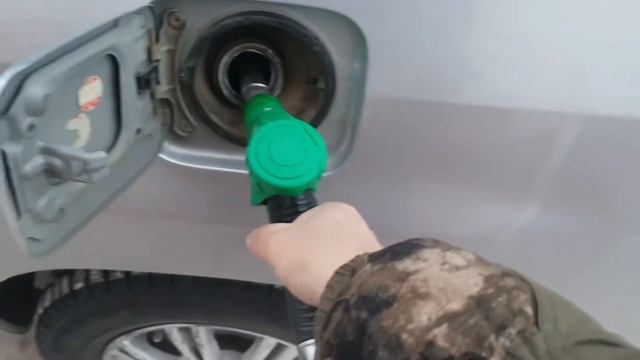 Обычный рабочий день маляра в минус -50, ЯКУТИЯ смотреть онлайн