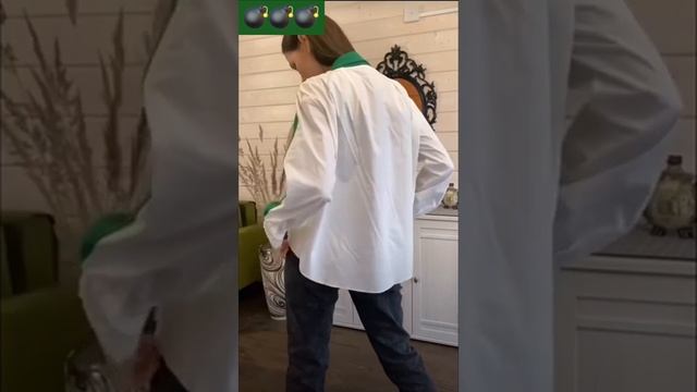 Женский свитер- кардиган в стиле пэчворк??? https://clck.ru/eeK7J смотреть онлайн