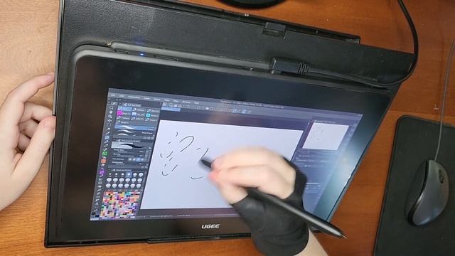UGEE U1200 Drawing Display Review