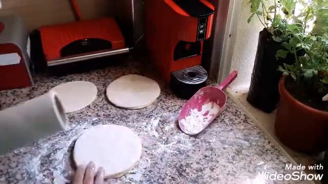 #السمبوسة#أو# السمبوساك# طريقة عمل عجينة السمبوسة العجيبة وبحشوة بسيطة смотреть онлайн