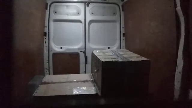 Мигает Подсветка В Грузовом Отсеке Форд Транзит смотреть онлайн