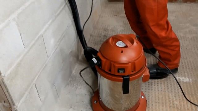METALCORP - Acanaladora de pared MACROZA M95 (anuncio corto) смотреть онлайн