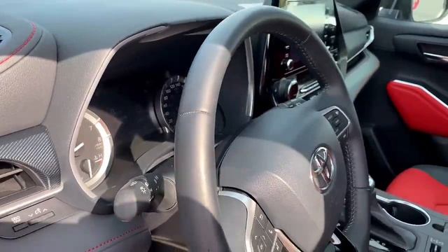 Toyota Highlander 2022 смотреть онлайн