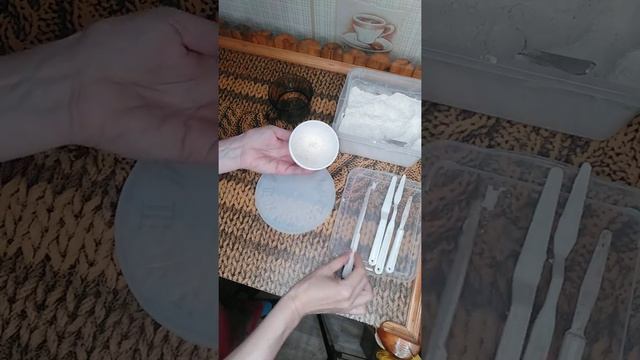 Как правильно залить гипс в молд. смотреть онлайн