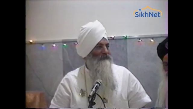 Yogi Bhajan | Don't Be Afraid | Act in the Faith of Guru Ram Das - SikhNet.com смотреть онлайн