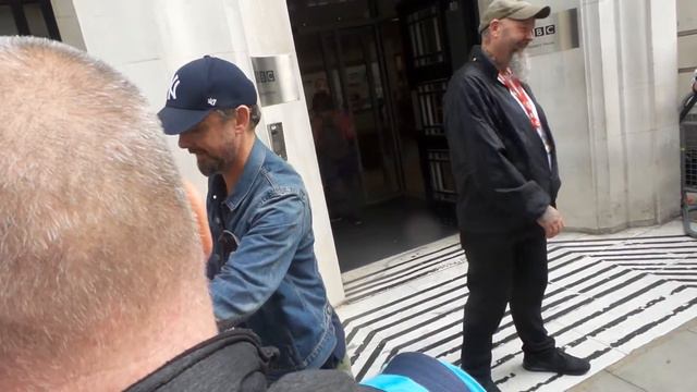 John Simm in London 07 08 2015 смотреть онлайн