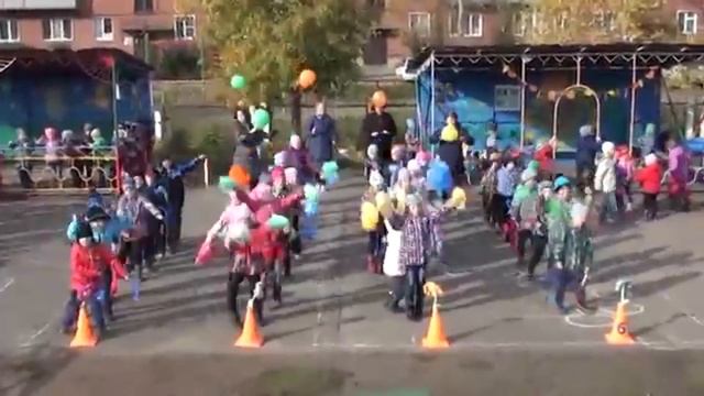 Юбилейный флешмоб подготовительные группы смотреть онлайн