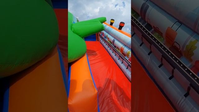 Надувной батут "Аэропорт" смотреть онлайн