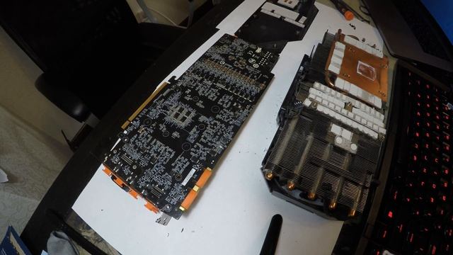 AORUS 1080 TI 11GB Gigabyte замена термопасты и термопрокладок смотреть онлайн