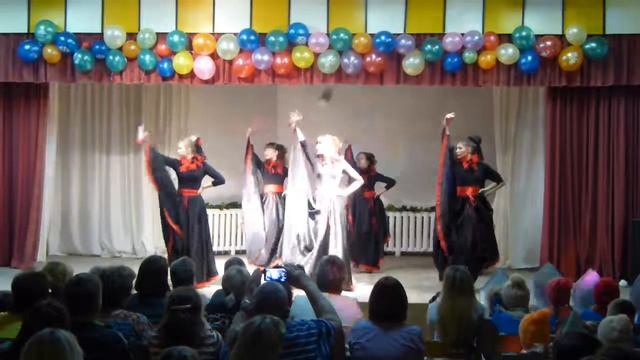 130 Испанский стилизованный танец смотреть онлайн