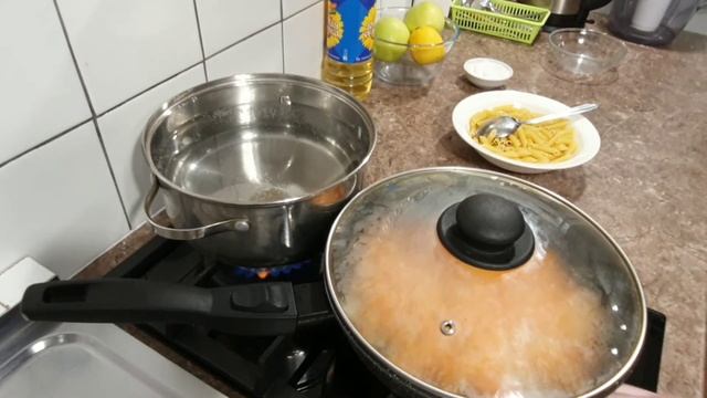 Как варить макароны чтобы не слипались. Вкусный рецепт. смотреть онлайн