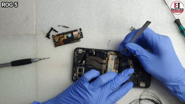 Asus Rog Phone 5 / Disassembly смотреть онлайн
