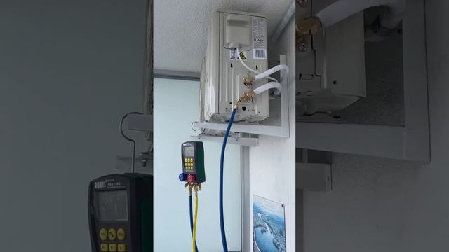 Выполняем вакуумирование кондиционера смотреть онлайн