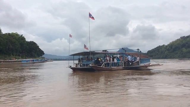 LUANG PRABANG/Луанг Прабанг смотреть онлайн
