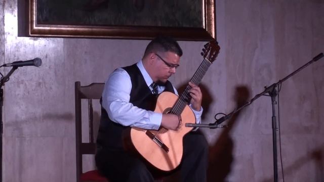 Isaac Bustos plays Julio Sagreras Etude from Cuartas Lecciones смотреть онлайн