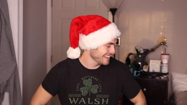 Divorced parents forced to exchange Secret Santa gifts смотреть онлайн