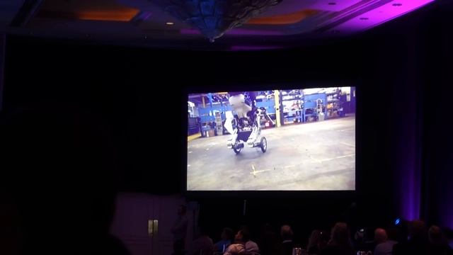 The latest "nightmare inducing" Boston Dynamics robots смотреть онлайн