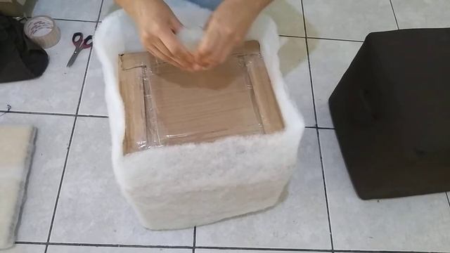 PUFF DE CAIXA DE OVOS E PAPELÃO - RECICLANDO /FÁCIL, PRÁTICO E RESISTENTE - FAÇA VOCÊ MESMO смотреть онлайн