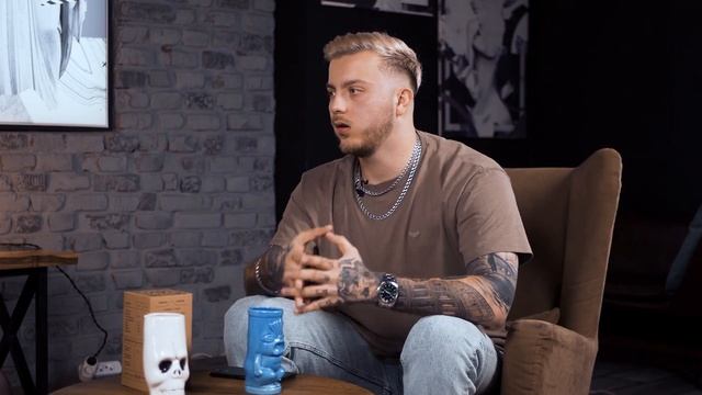 Геннадий Кузин: Натяжные потолки, сотовая связь и кальяны. «На связи» c GARTEL смотреть онлайн