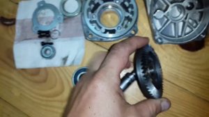 Как разобрать редуктор MAKITA GA 9050