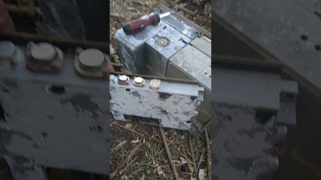 препарируем совковую радиостанцию р173м , видать от арматы смотреть онлайн
