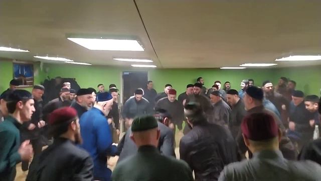Зикр в Москве Расул чог1 хаз зикр. смотреть онлайн