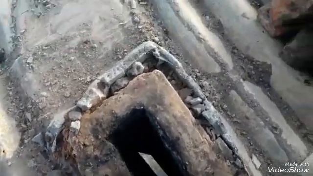 Вовремя замены трубы, идёт сразу чистка колодцев печа смотреть онлайн